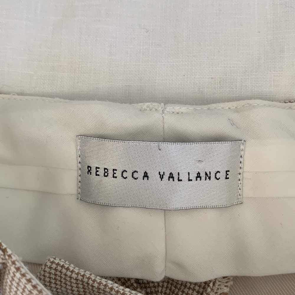 Rebecca Valance Zohra cotton and linen high waisted shorts. Size Small - Picture 13 of 13